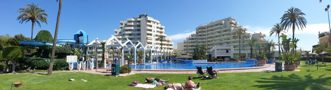 בנאלמדנה El Estudio De La Playa Benalbeach Holidays Deluxe מראה חיצוני תמונה